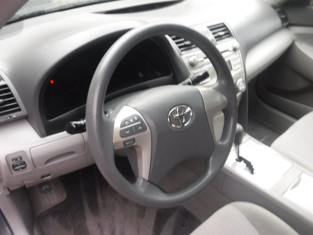 2010 Toyota Camry Image 27