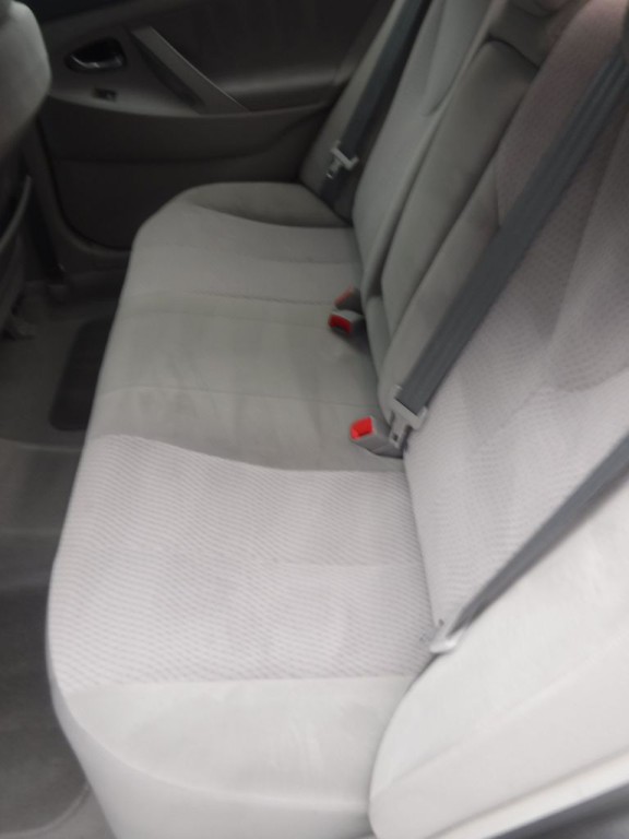 2010 Toyota Camry Image 29