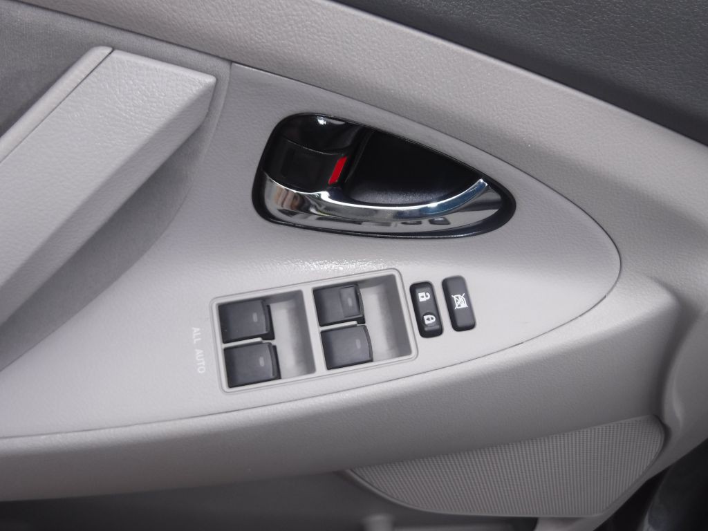 2010 Toyota Camry Image 41