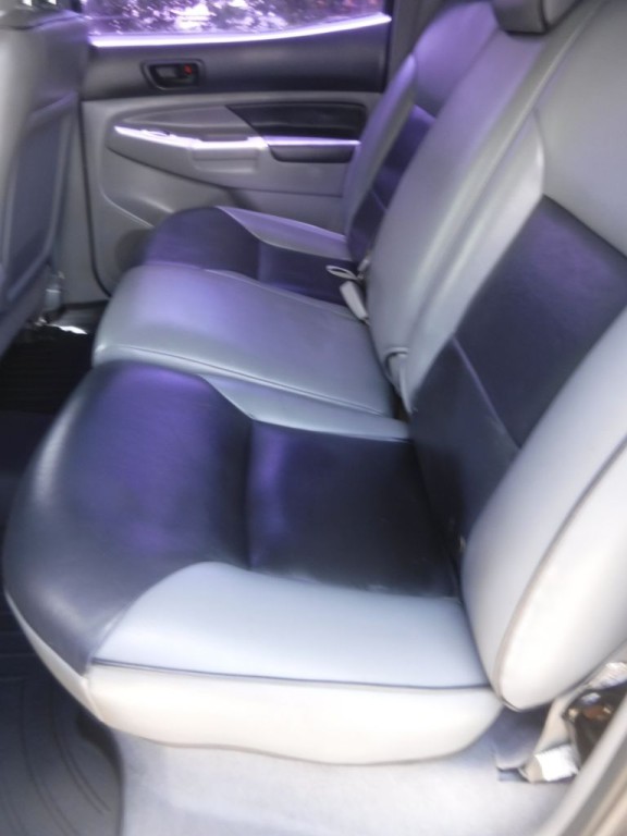 2006 Toyota Tacoma Image 40