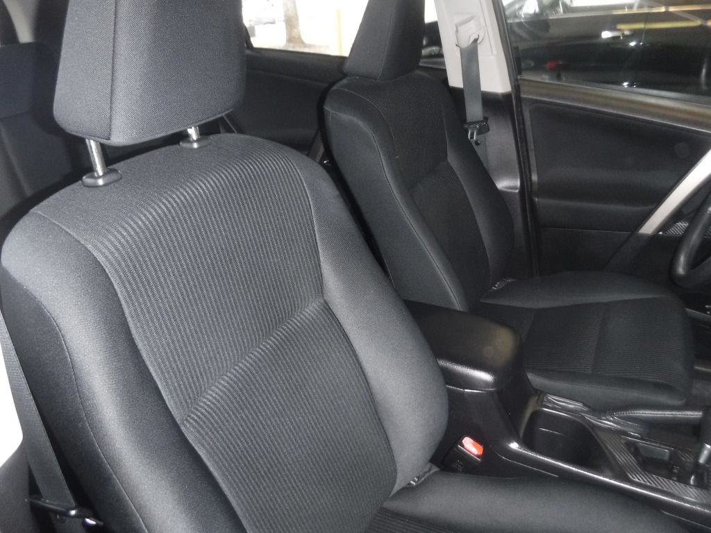 2014 Toyota Rav4 Image 27