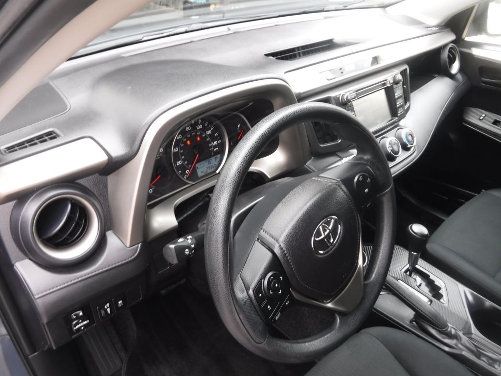 2014 Toyota Rav4 Image 28