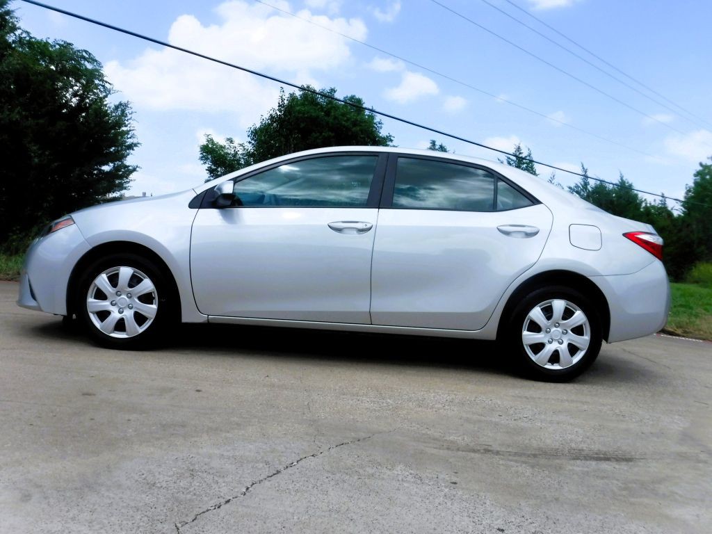 2014 Toyota Corolla Image 11