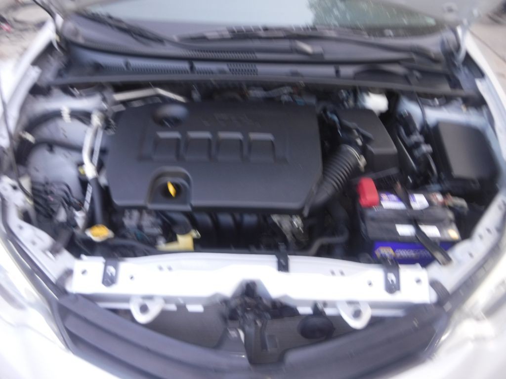 2014 Toyota Corolla Image 19