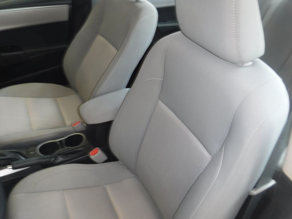 2014 Toyota Corolla Image 25