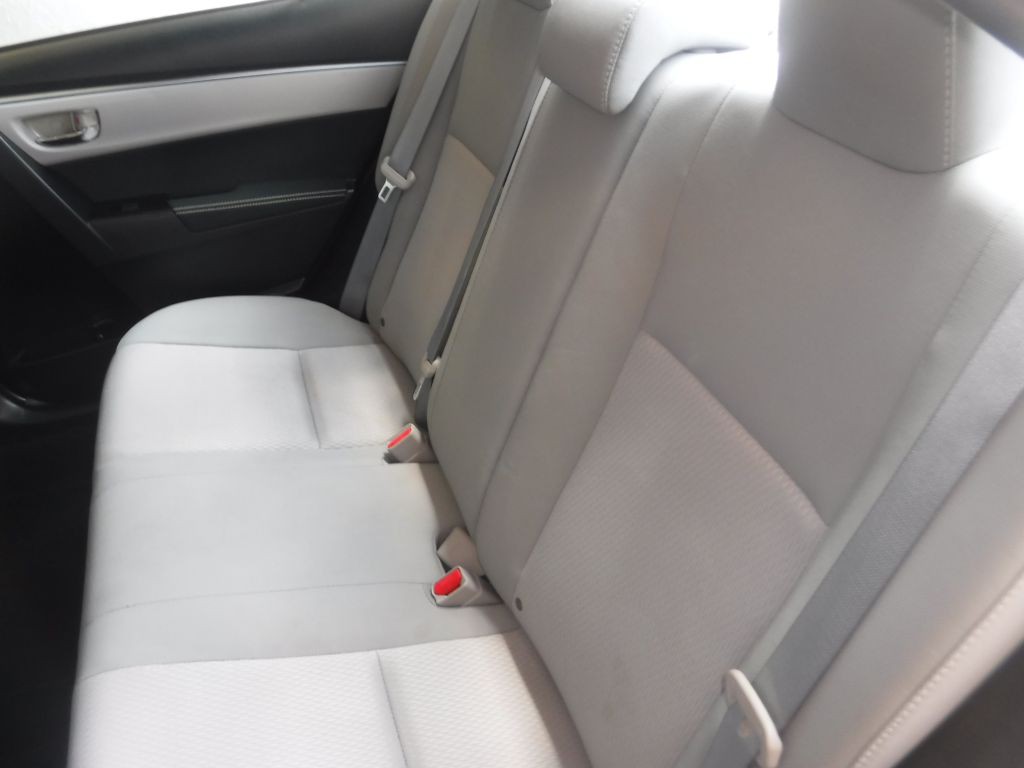 2014 Toyota Corolla Image 31