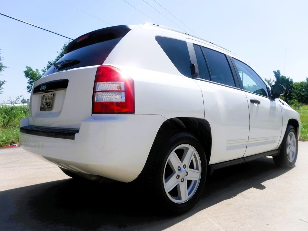 2009 Jeep Compass Image 7