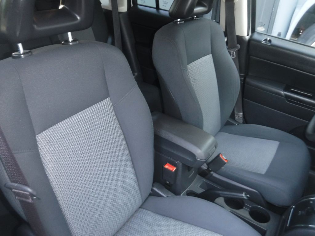 2009 Jeep Compass Image 27