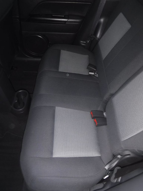 2009 Jeep Compass Image 30