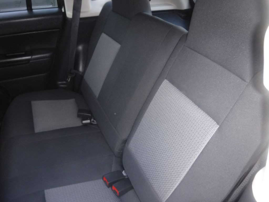 2009 Jeep Compass Image 32