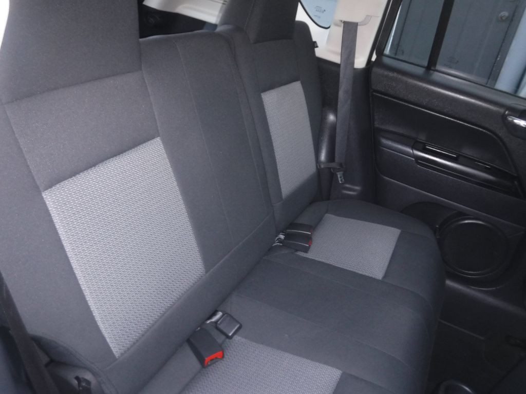 2009 Jeep Compass Image 33