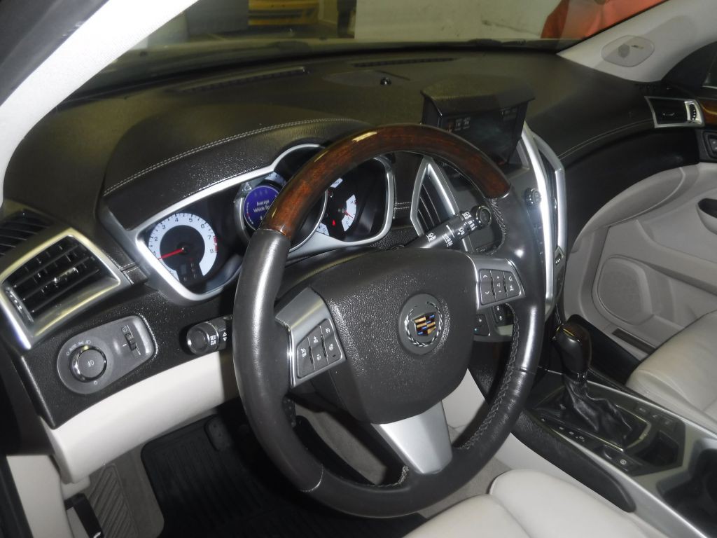 2012 Cadillac SRX Image 30