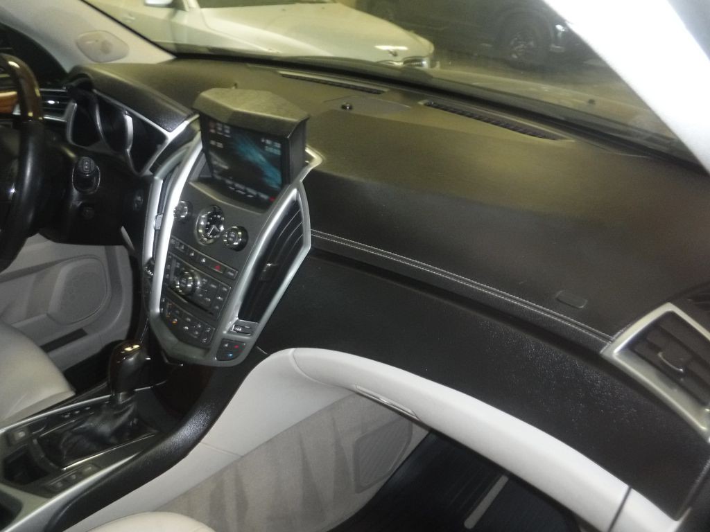 2012 Cadillac SRX Image 31
