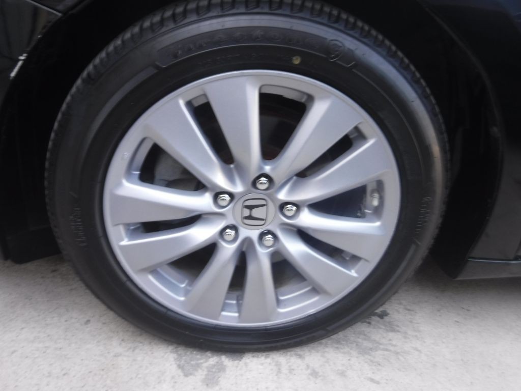 2011 Honda Accord Image 15