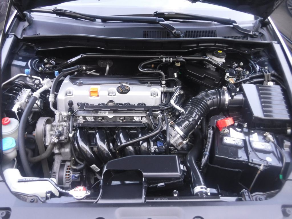 2011 Honda Accord Image 17