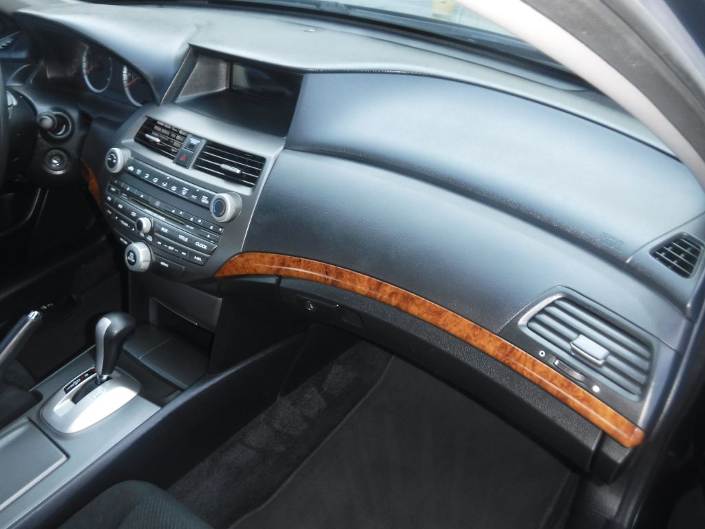 2011 Honda Accord Image 26