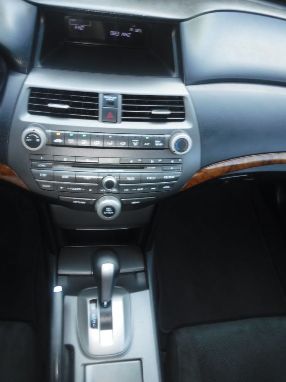 2011 Honda Accord Image 31