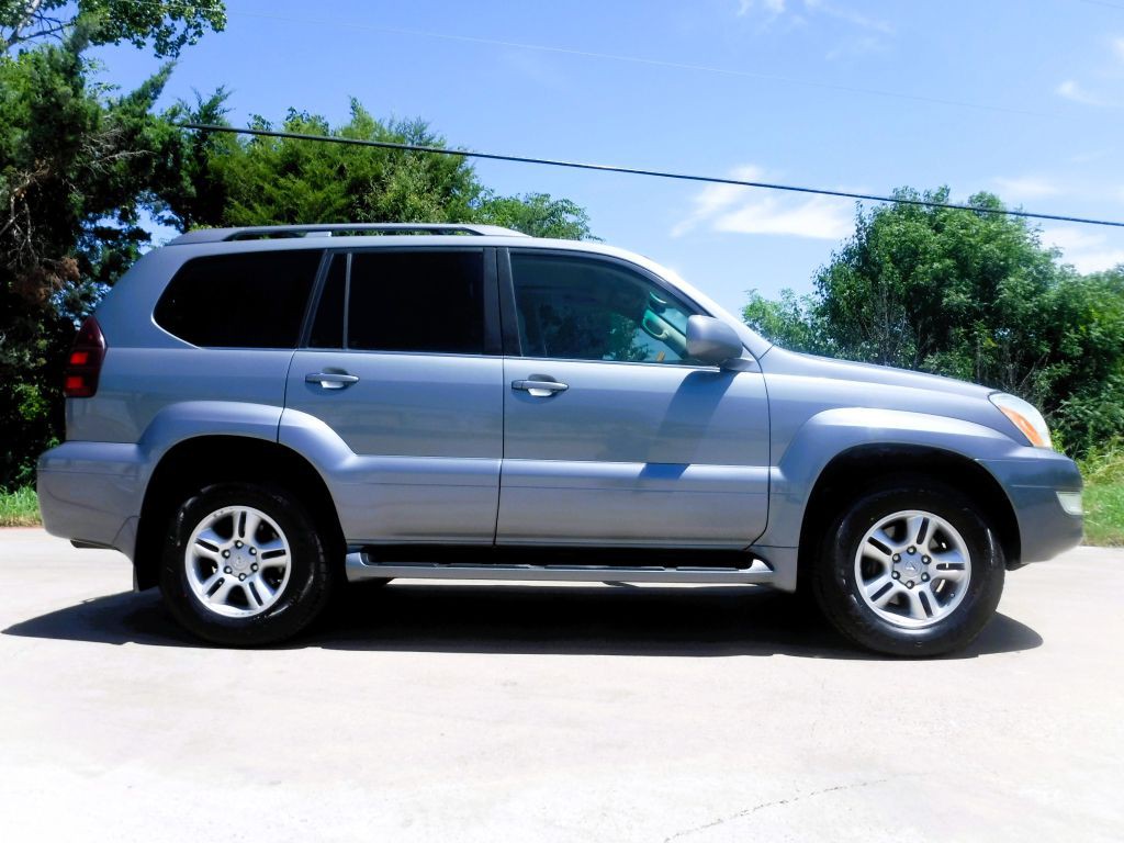 2004 Lexus GX Image 4