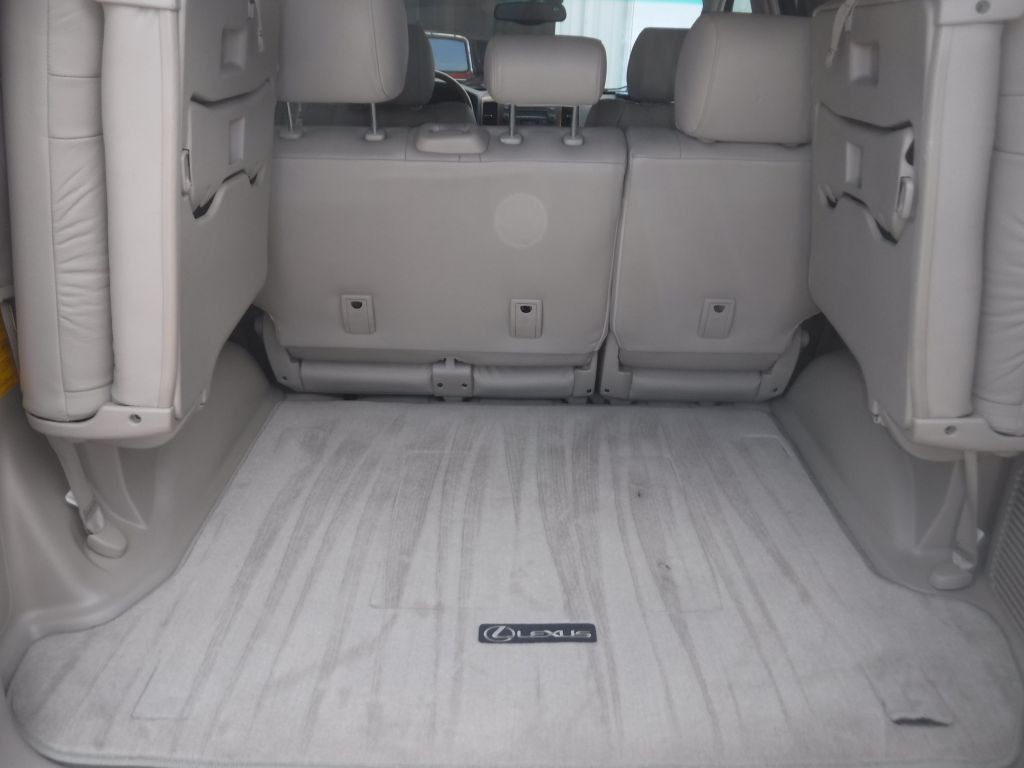 2004 Lexus GX Image 37