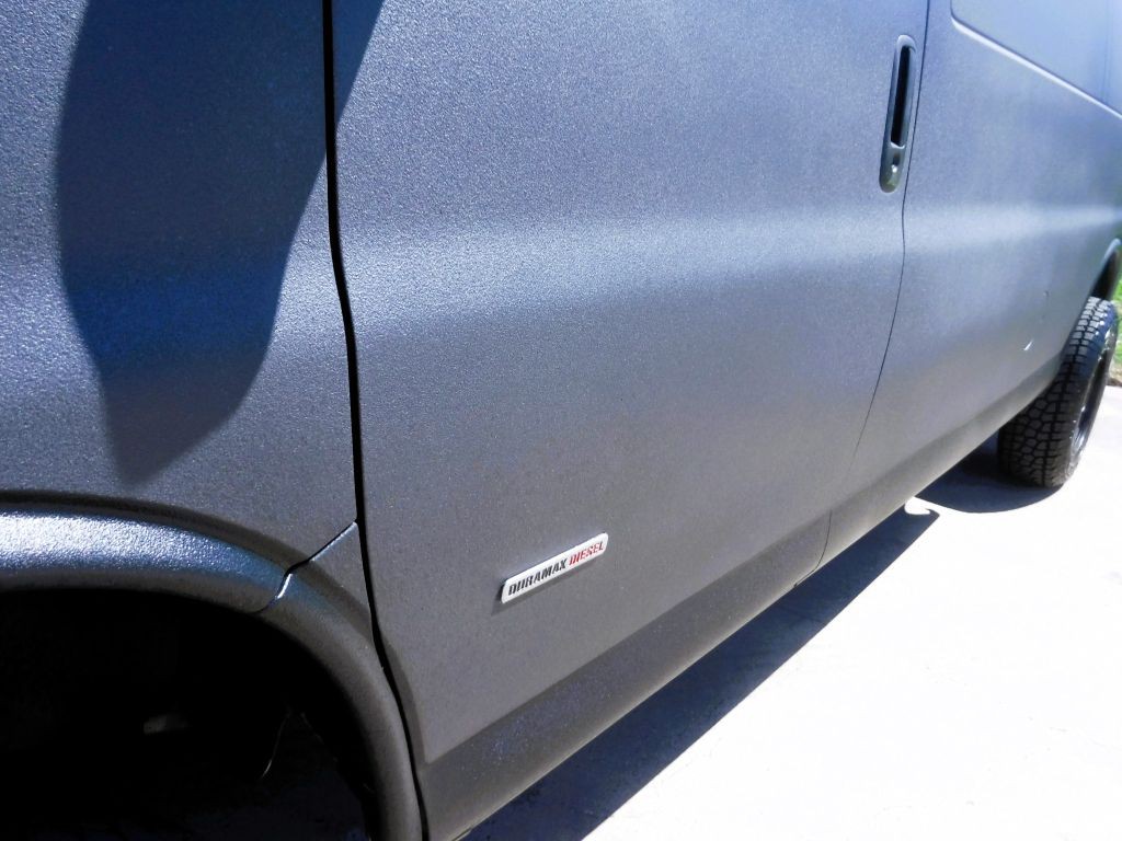 2008 Chevrolet Express Image 25