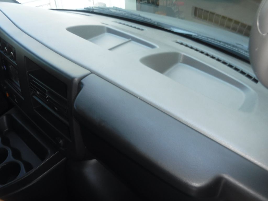 2008 Chevrolet Express Image 42