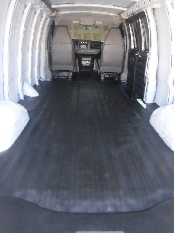 2008 Chevrolet Express Image 59