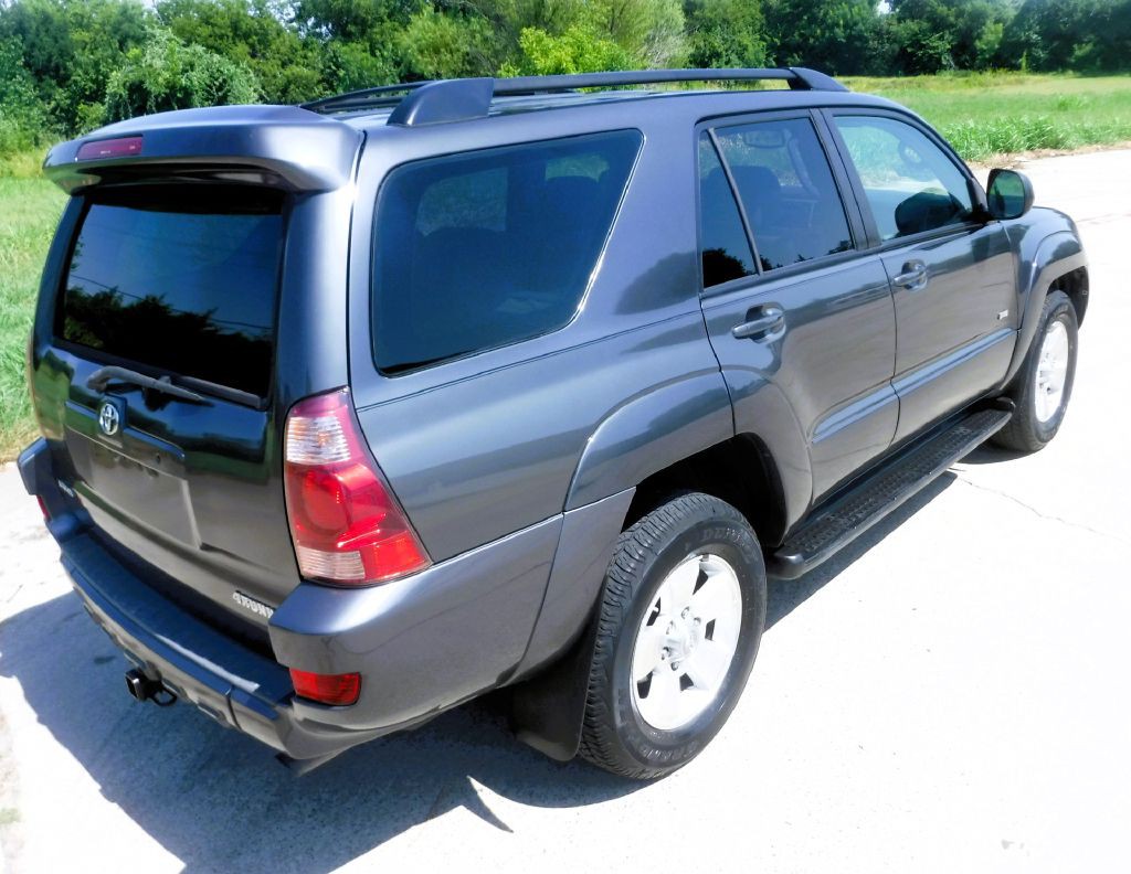 2005 Toyota 4Runner Image 6