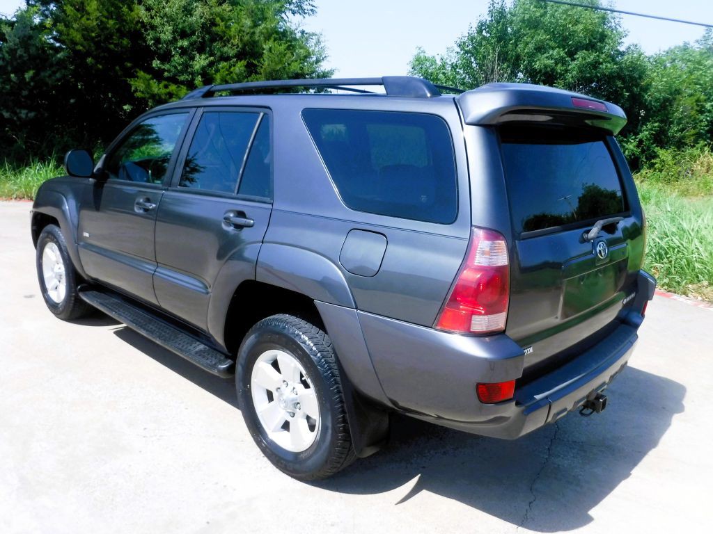2005 Toyota 4Runner Image 12