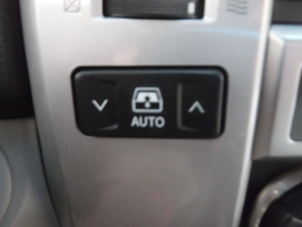 2005 Toyota 4Runner Image 45