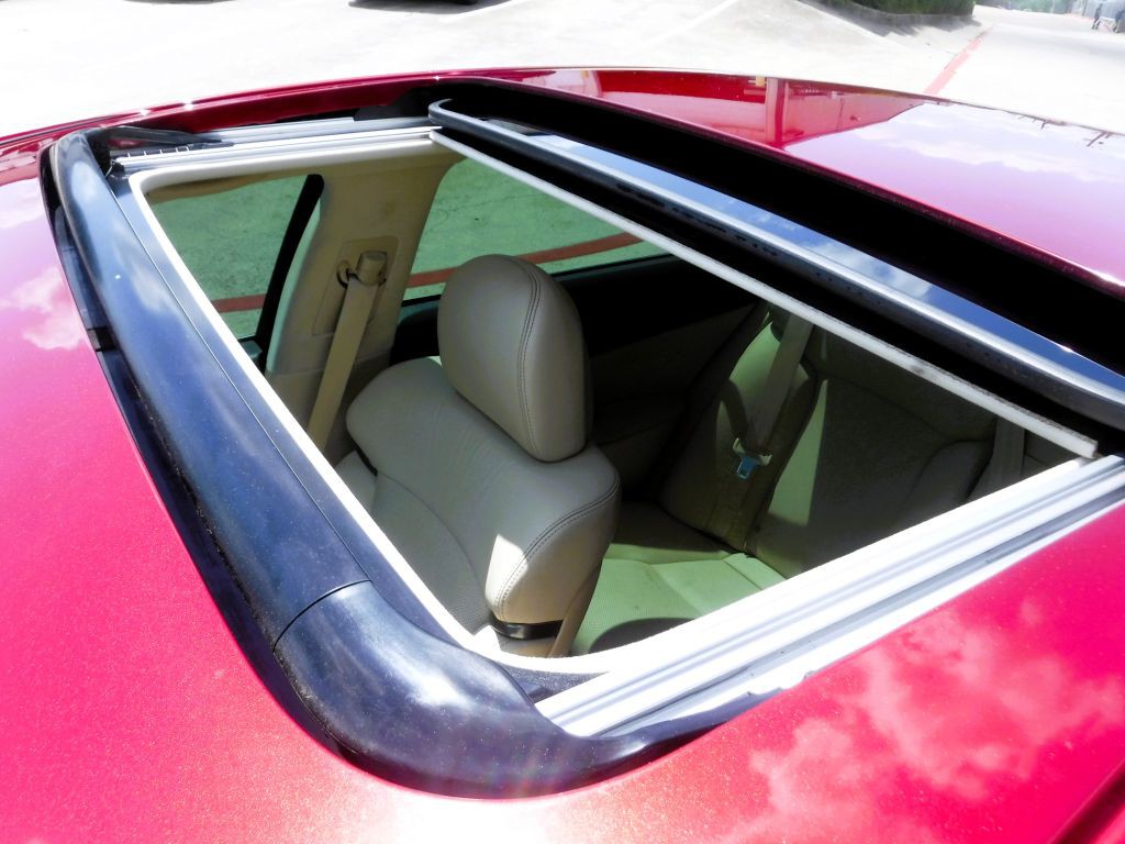 2011 Lexus GS Image 18