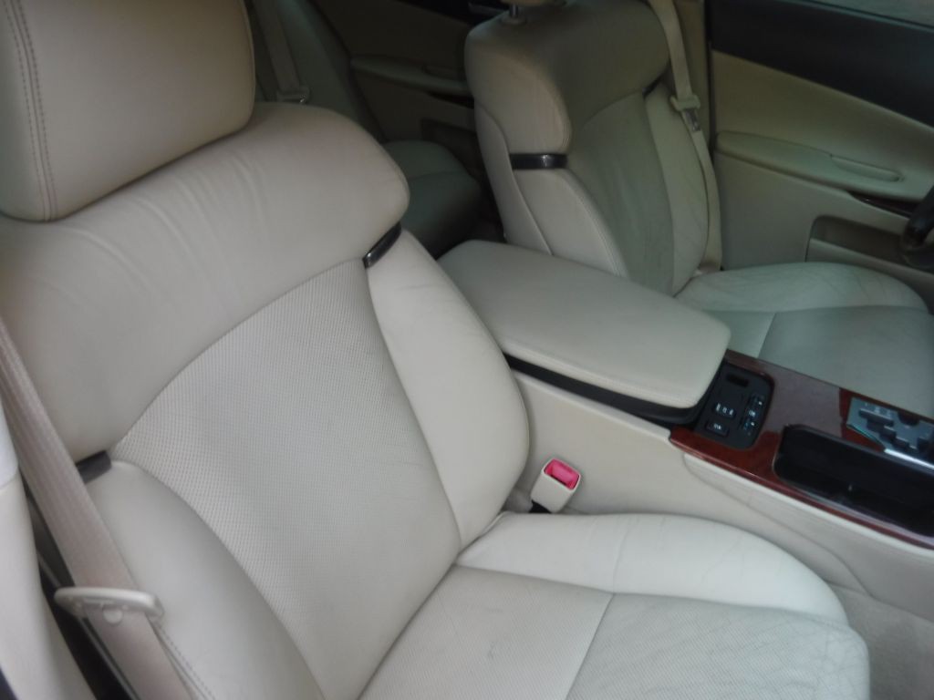 2011 Lexus GS Image 25