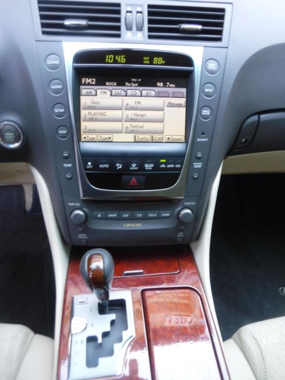 2011 Lexus GS Image 32