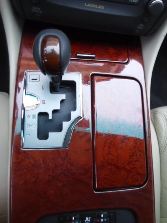 2011 Lexus GS Image 36