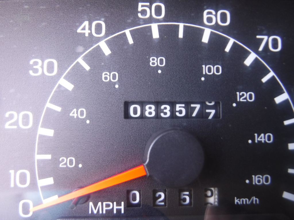 1999 Ford F-250 Image 28