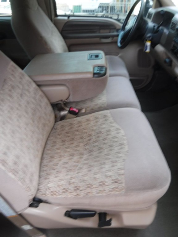 1999 Ford F-250 Image 30