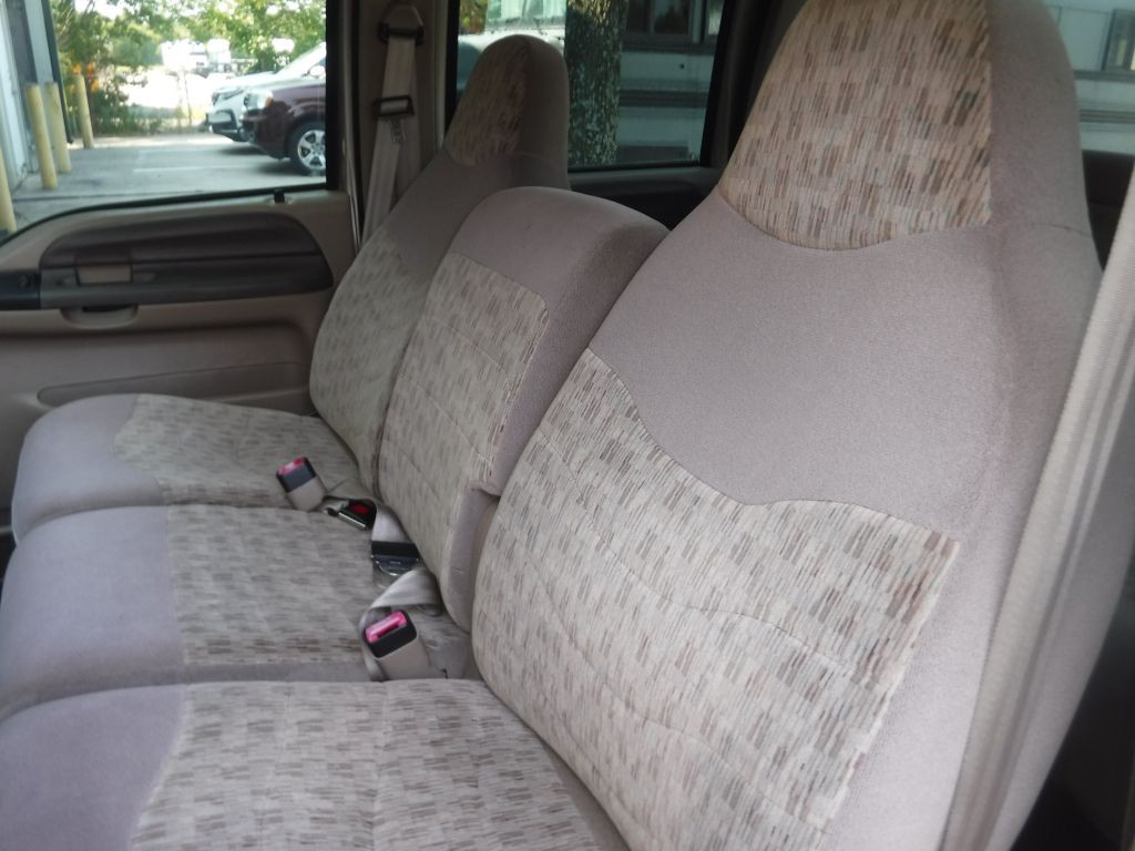 1999 Ford F-250 Image 31