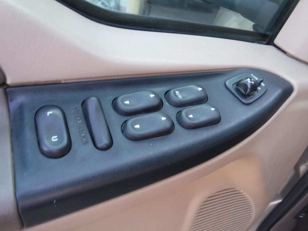 1999 Ford F-250 Image 42