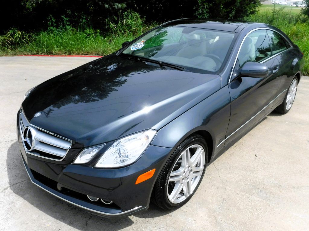 2010 Mercedes-Benz E-Class Image 8