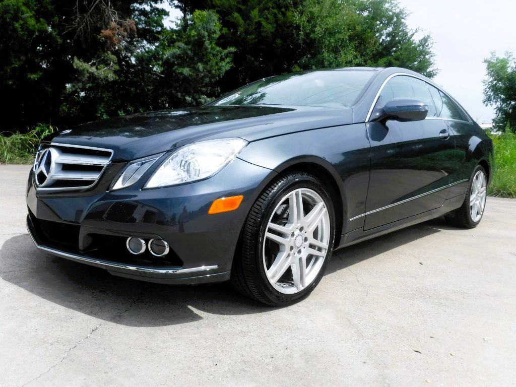 2010 Mercedes-Benz E-Class Image 9