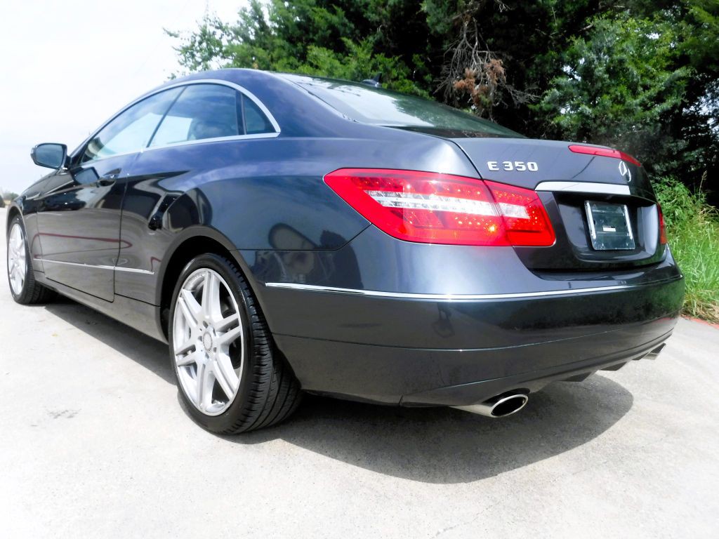 2010 Mercedes-Benz E-Class Image 13