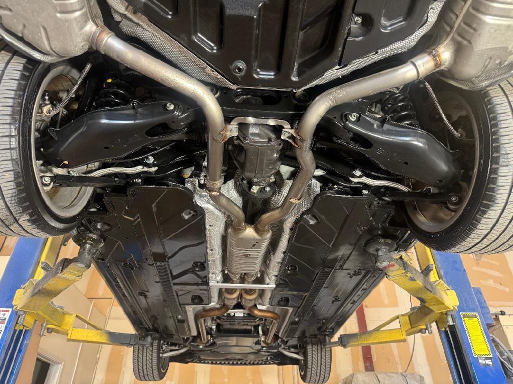 2010 Mercedes-Benz E-Class Image 48