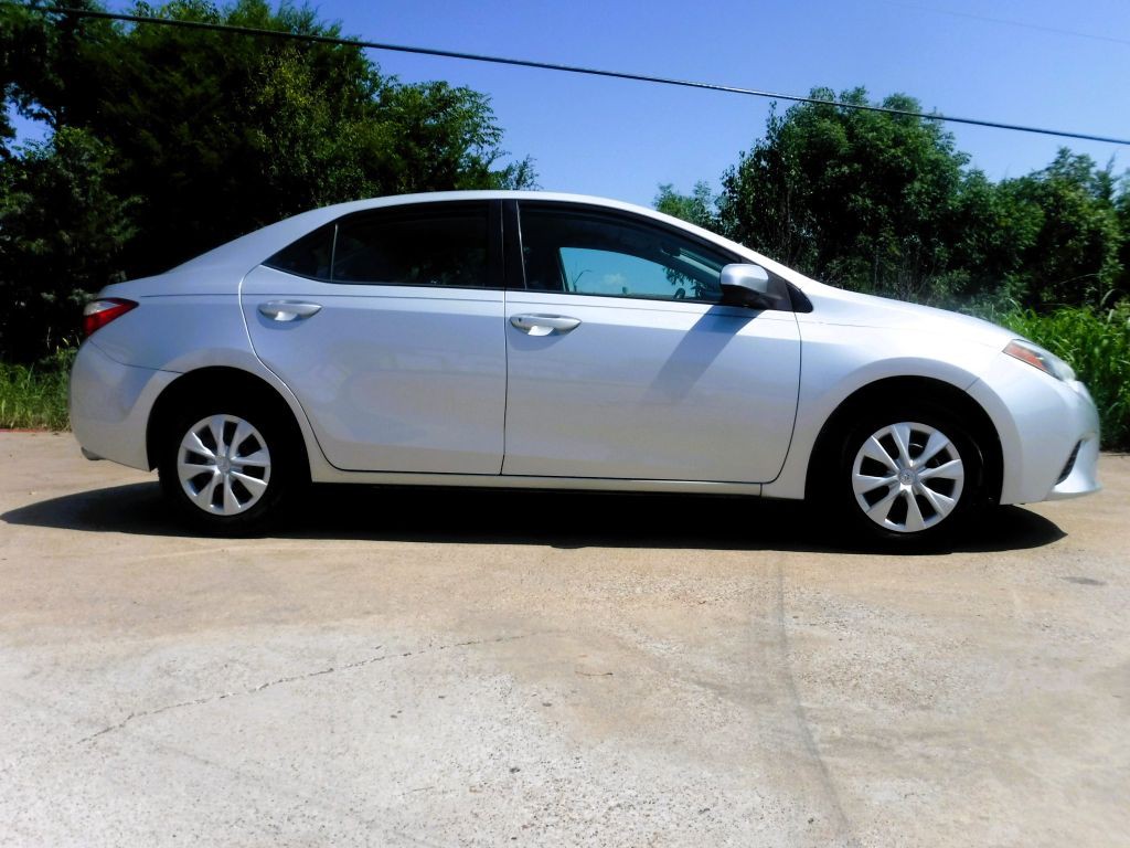 2015 Toyota Corolla Image 5