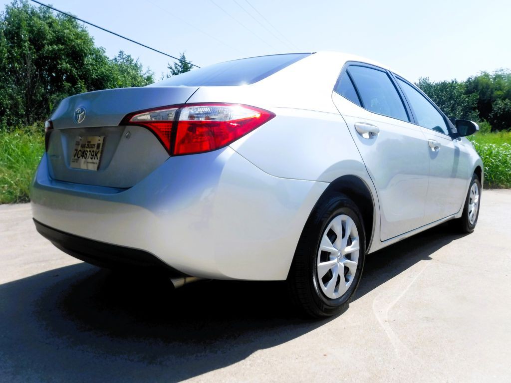 2015 Toyota Corolla Image 7