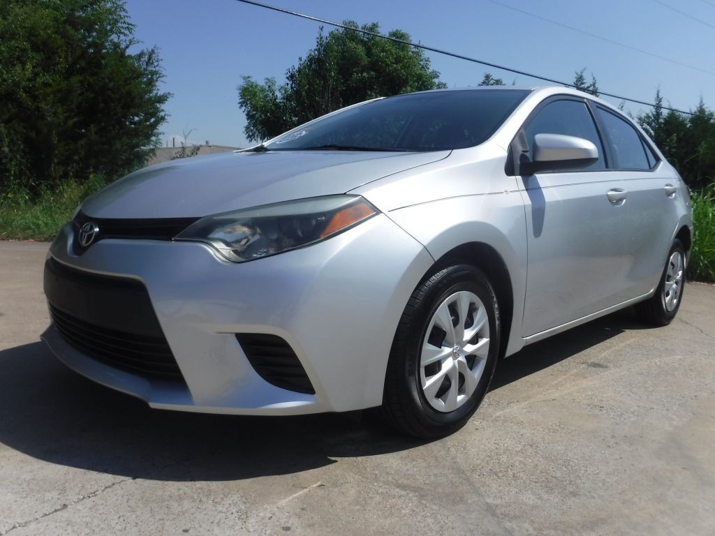 2015 Toyota Corolla Image 9