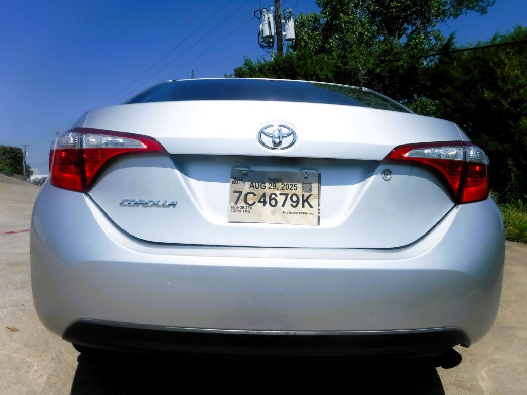 2015 Toyota Corolla Image 17