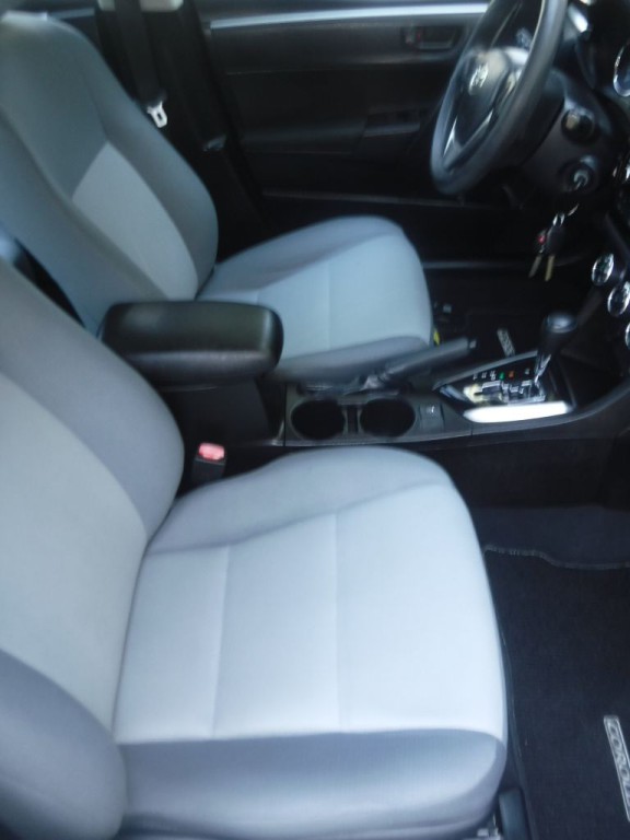2015 Toyota Corolla Image 24
