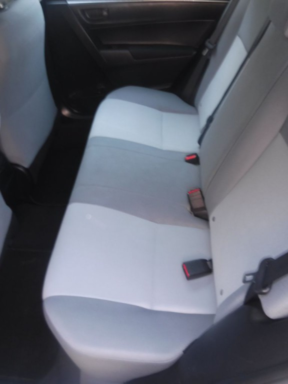 2015 Toyota Corolla Image 29