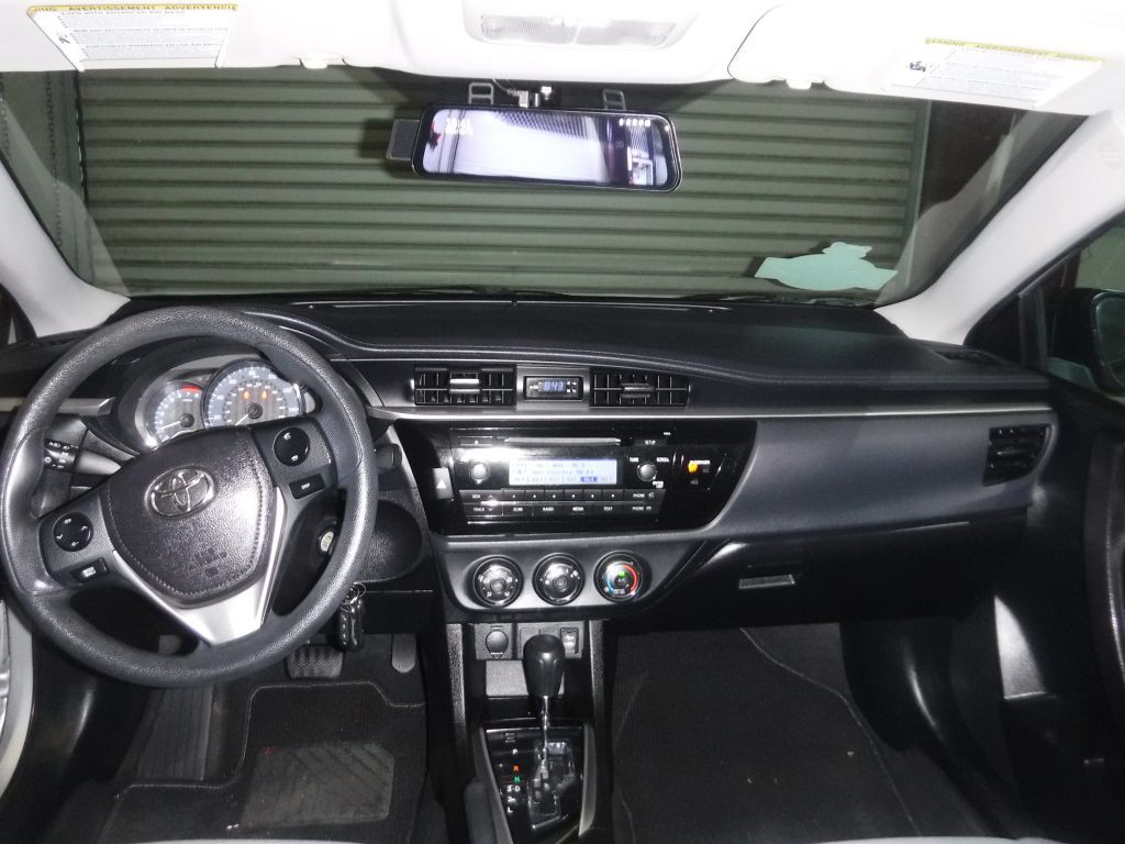 2015 Toyota Corolla Image 36