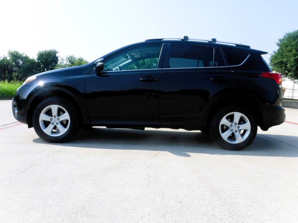 2013 Toyota Rav4 Image 11