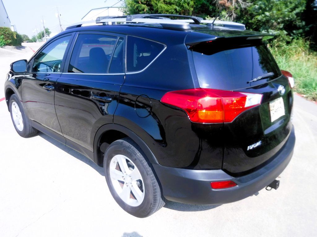 2013 Toyota Rav4 Image 12